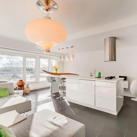 Luxueus 100 Stappen Zee En * Ostend