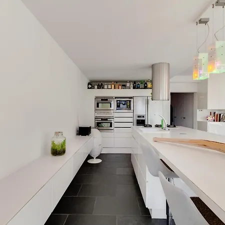 Luxueus 100 Stappen Zee En Apartment