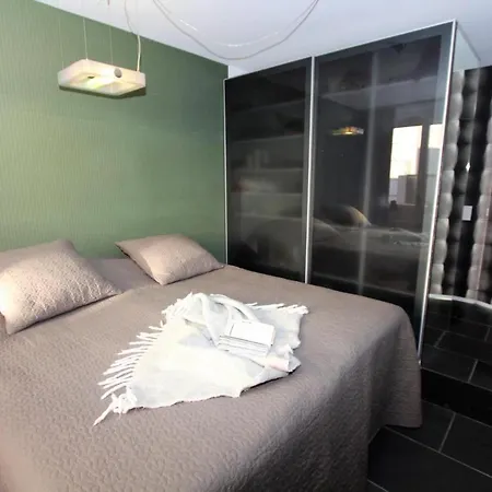 Apartment Luxueus 100 Stappen Zee En